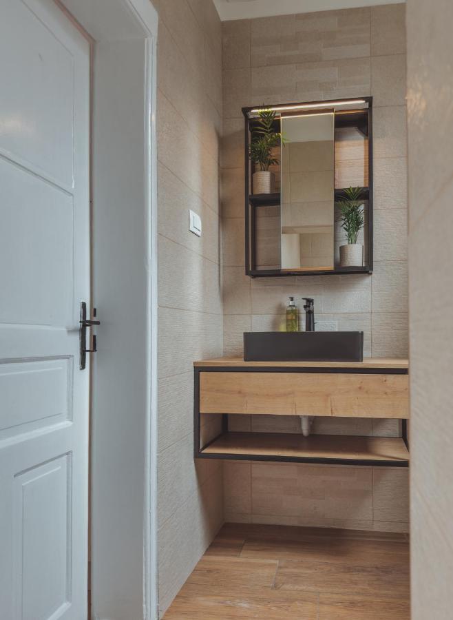 Pirc Apartment On Dunajska Street Любляна Екстериор снимка